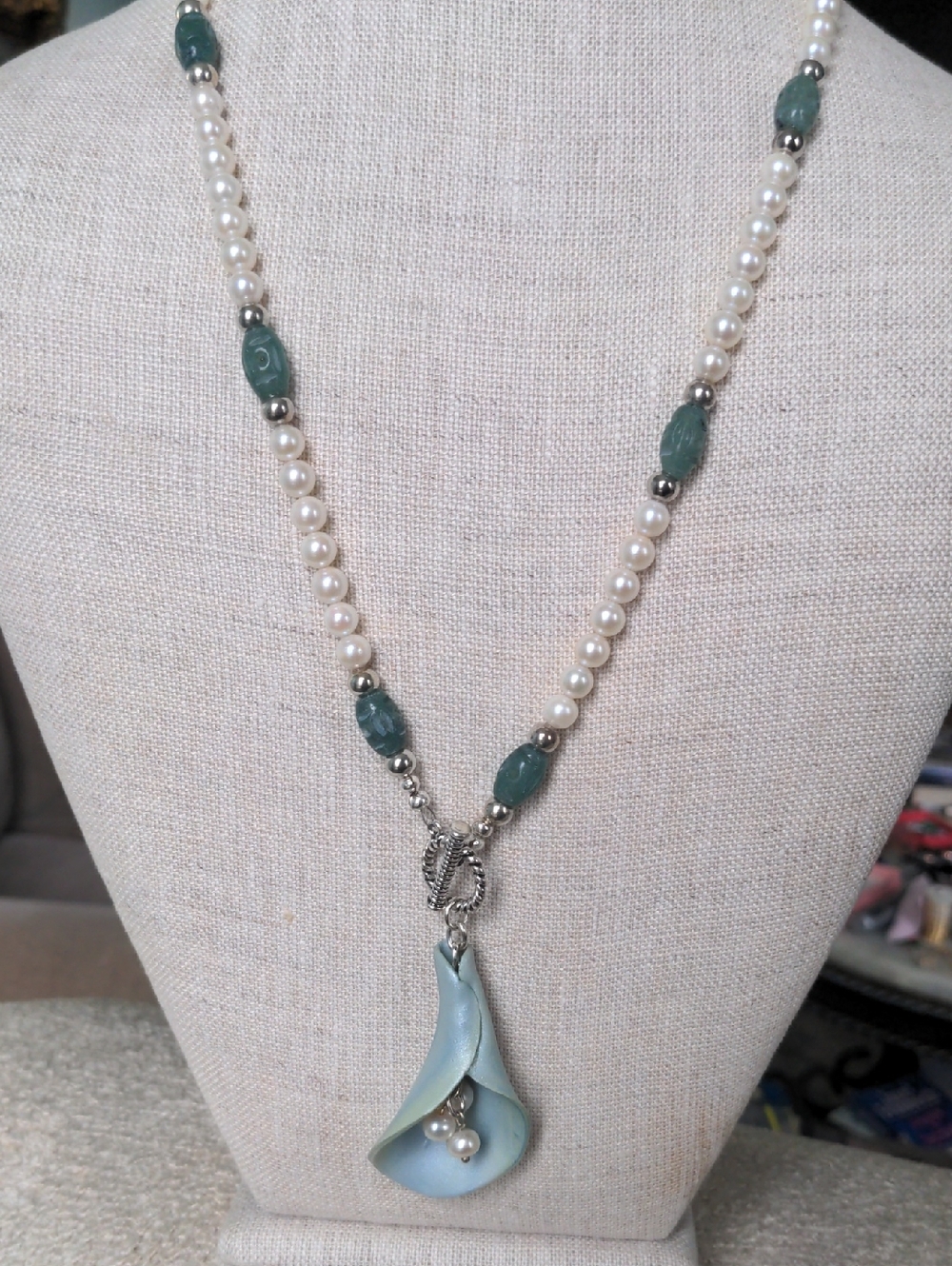 NWT Pearl & Jade Pendant Necklace with Artisan Calla Flower, Genuine Freshwater